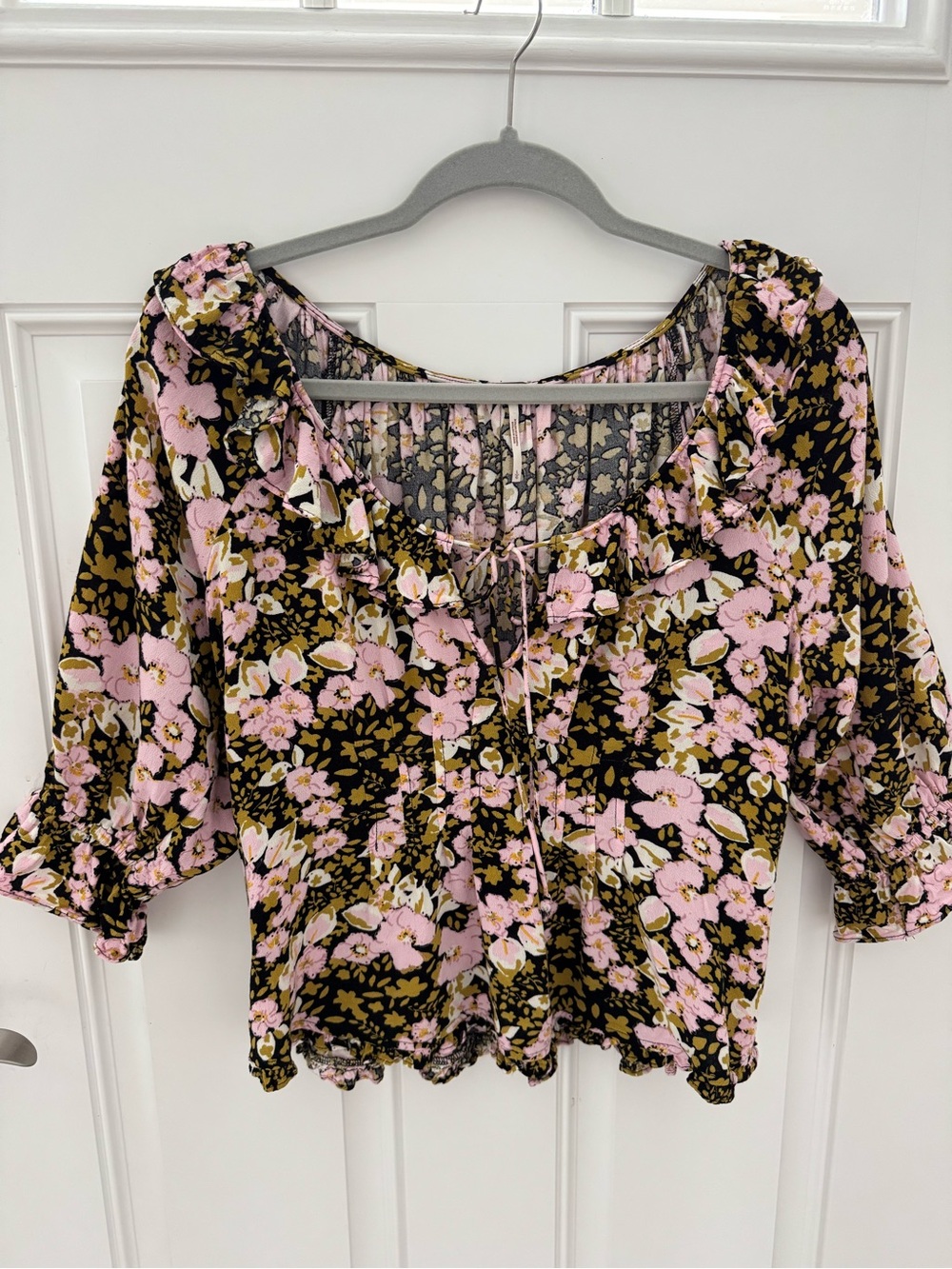 Free People “Sweet Memories” Peasant Floral Print Blouse w/ Ruffle Detail